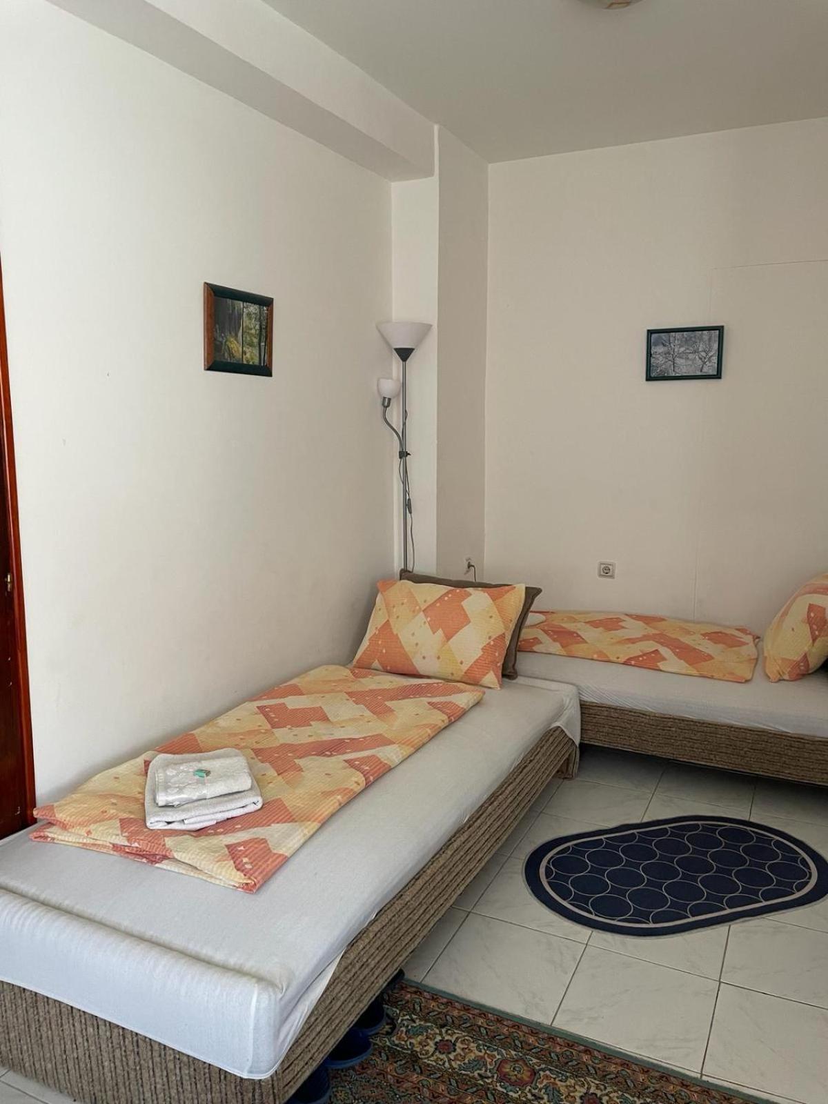 Nela Apartmani Nis Luaran gambar