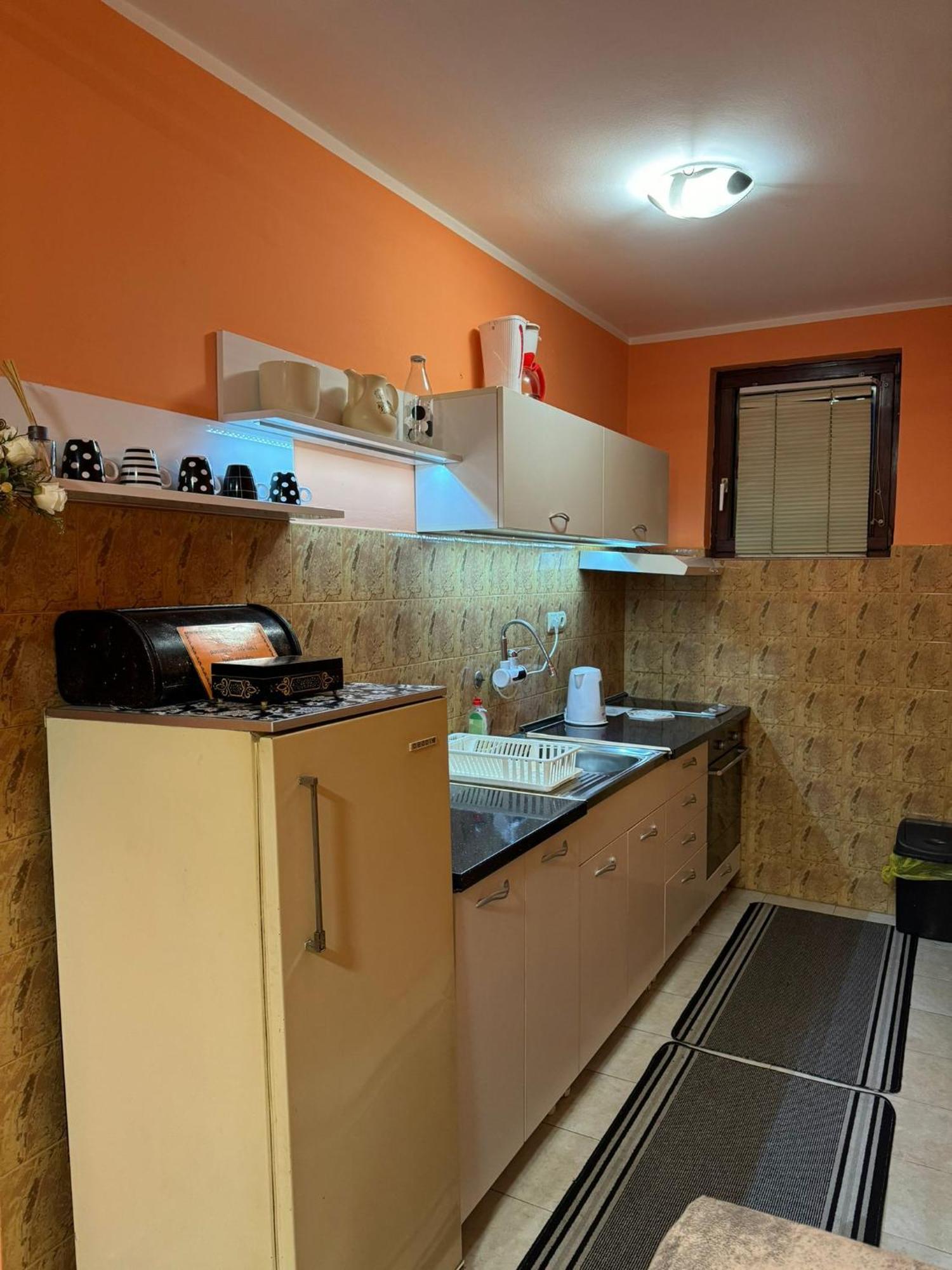 Nela Apartmani Nis Luaran gambar