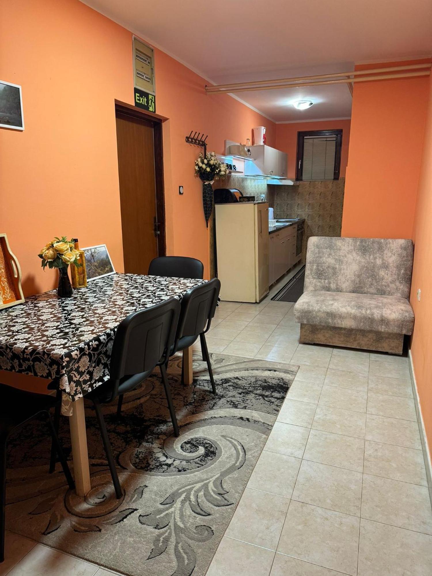 Nela Apartmani Nis Luaran gambar