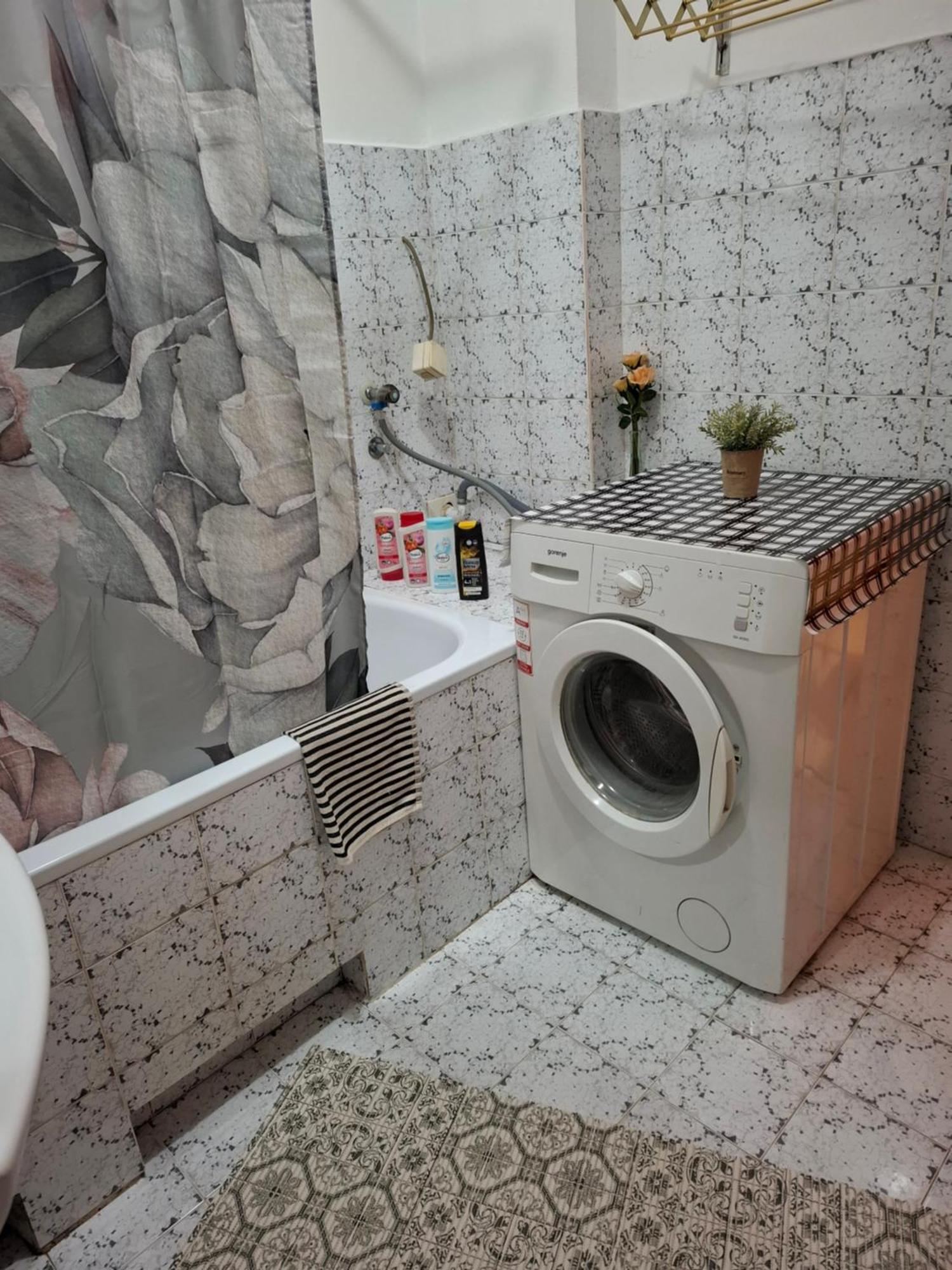 Nela Apartmani Nis Luaran gambar
