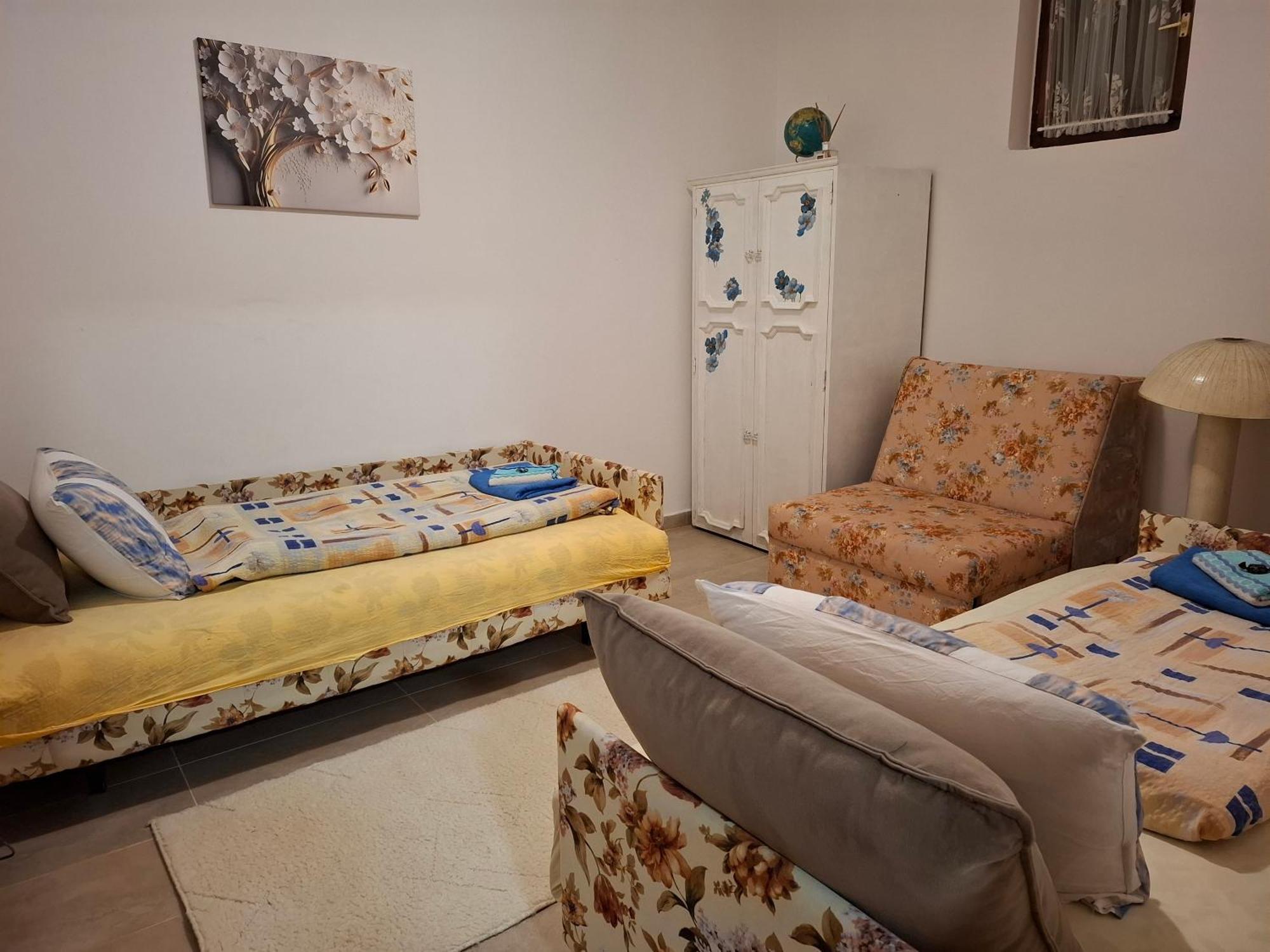 Nela Apartmani Nis Bilik gambar