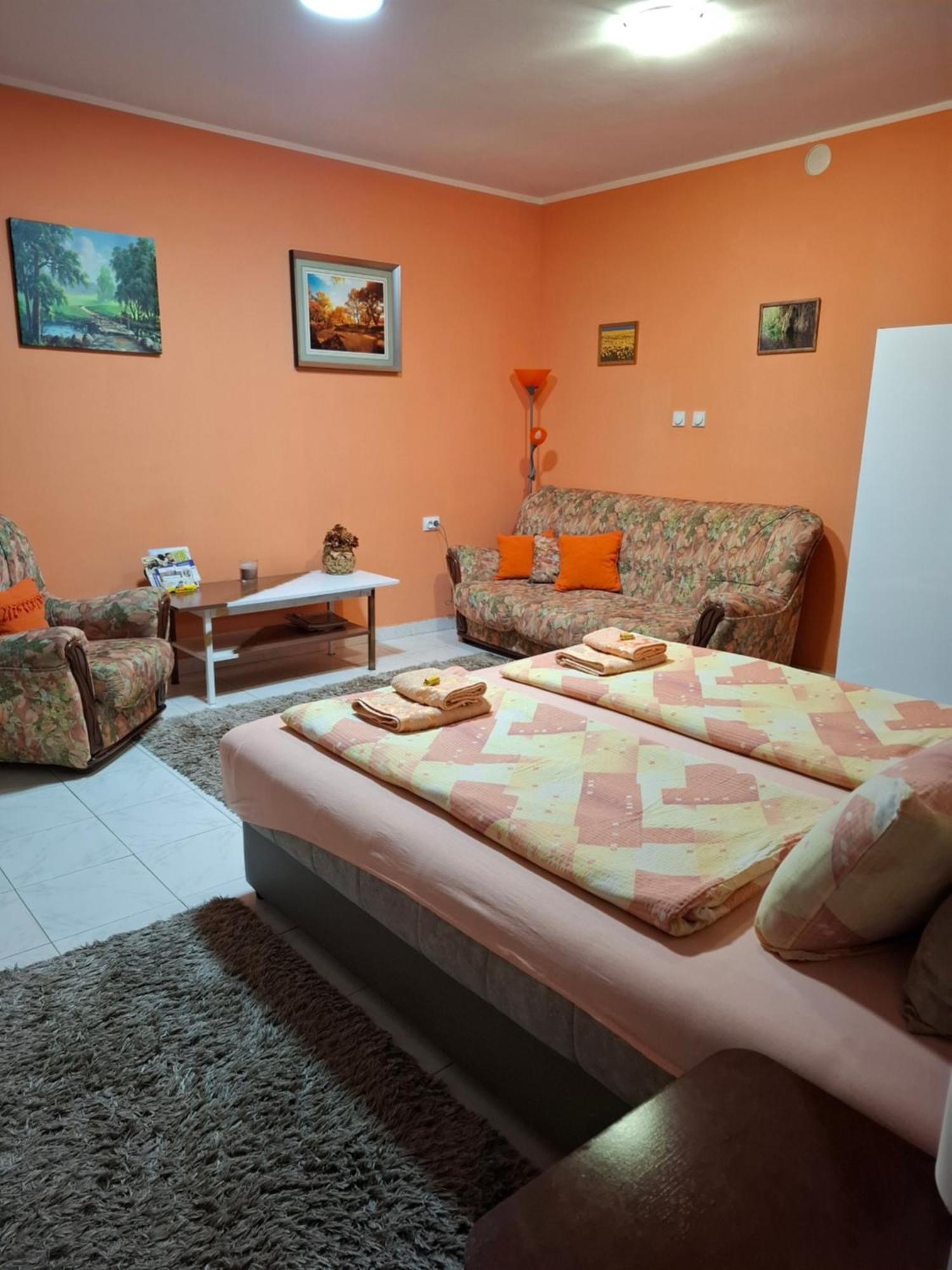 Nela Apartmani Nis Luaran gambar